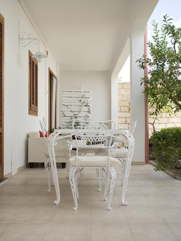 B&B Viro Campi Salentina Exterior photo